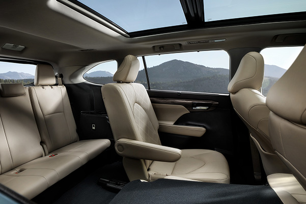 2020 Toyota Highlander interior room
