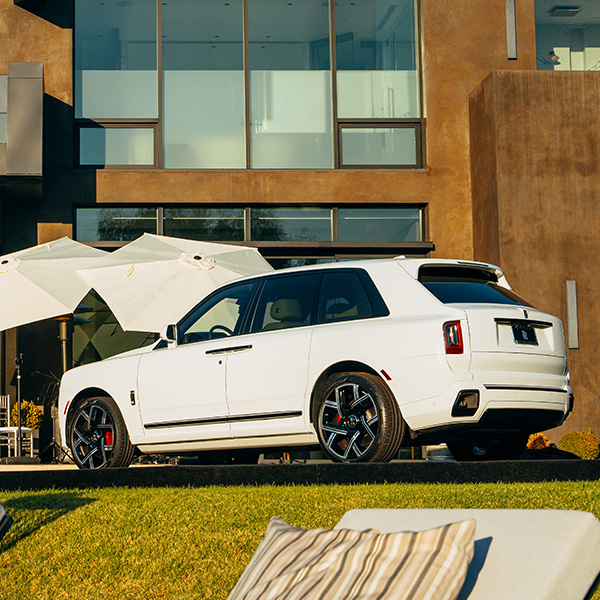 Rear view of Rolls-Royce Cullinan Series II
