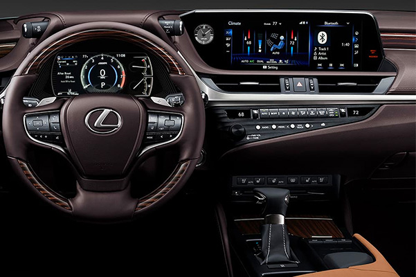 2020 Lexus ES 350 interior dash