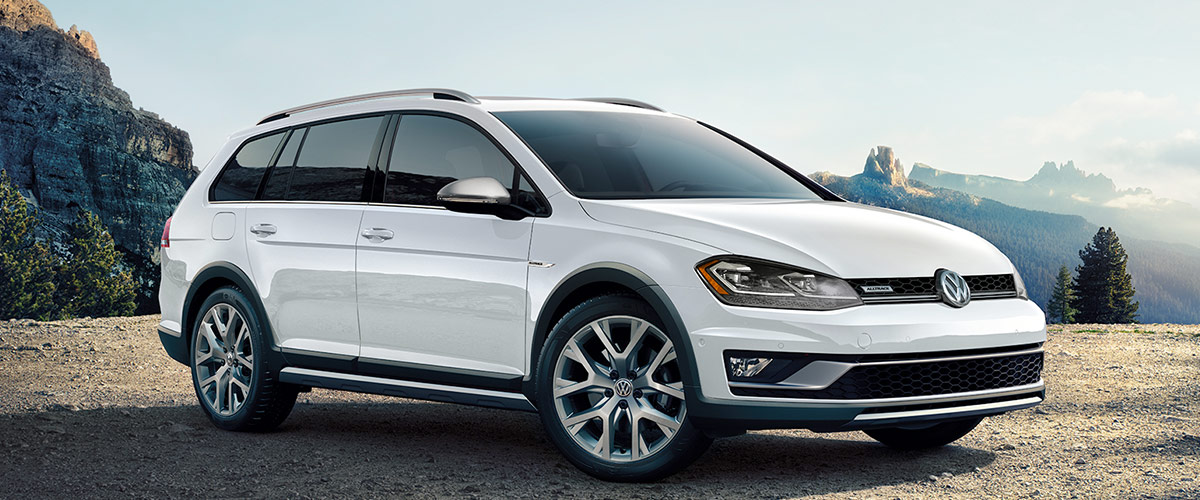 2018 Volkswagen Golf Alltrack header
