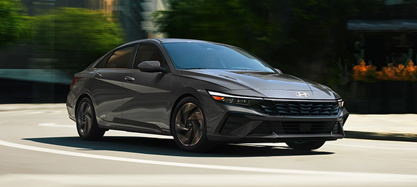 Hyundai Elantra turning onto street